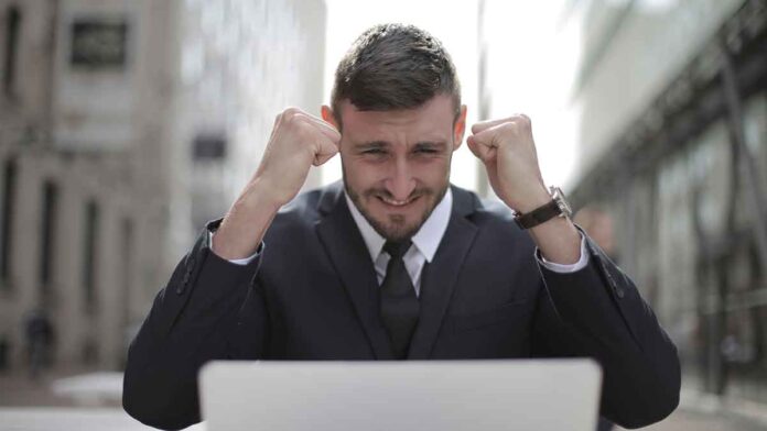 كيفية تحديد الأهداف المالية وكيفية الوصول إليها